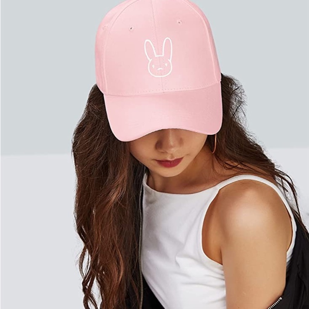 🔥$6.00 FIRM PRICE🔥 BAD BUNNY Adjustable Hat with Charm